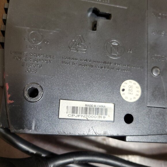 CyberPower CP825LCD Intelligent UPS 825VA Desktop Battery Backup Power Supply - Picture 3 of 11